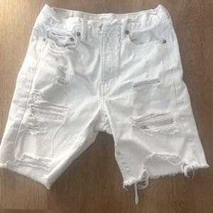 American Eagle mom shorts.